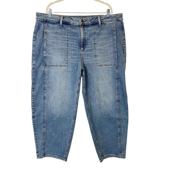 NEW Chicos Utility Tapered Jeans Womens Size 4 US XXL Crop - Picture 1 of 9